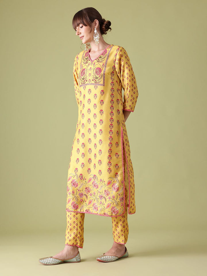 Anouk Women Floral Printed Regular Kurta with Trousers & Dupatta with Lace Detail