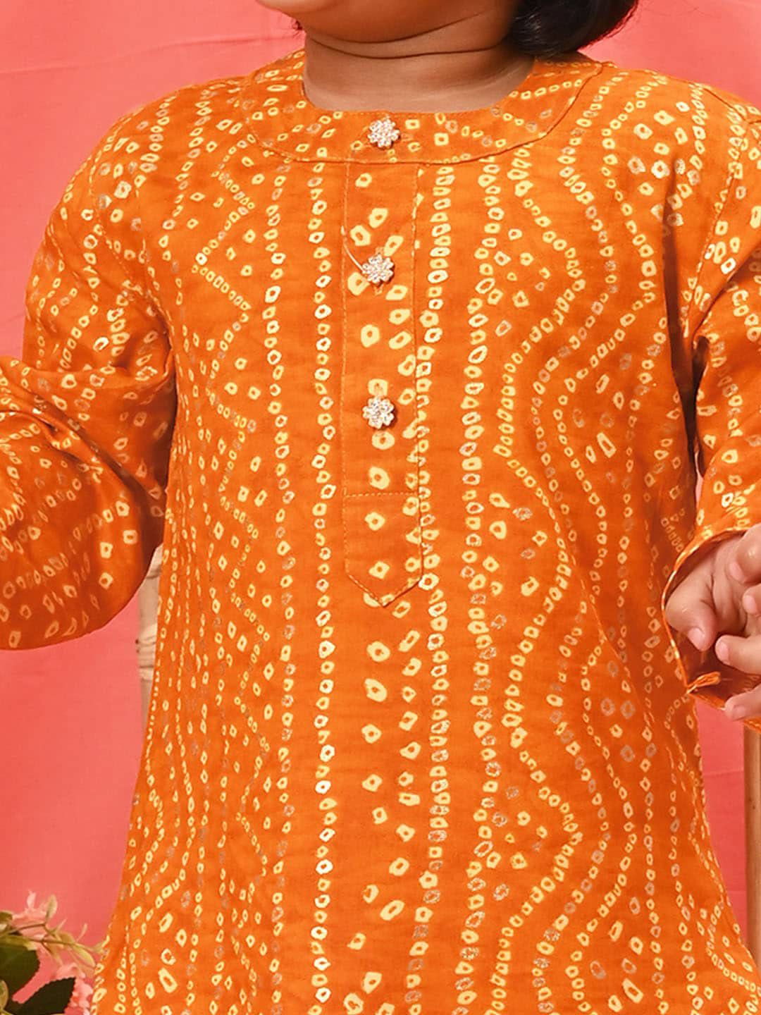VASTRAMAY Boys Bandhani Printed Band Collar Straight Kurta With Patiala
