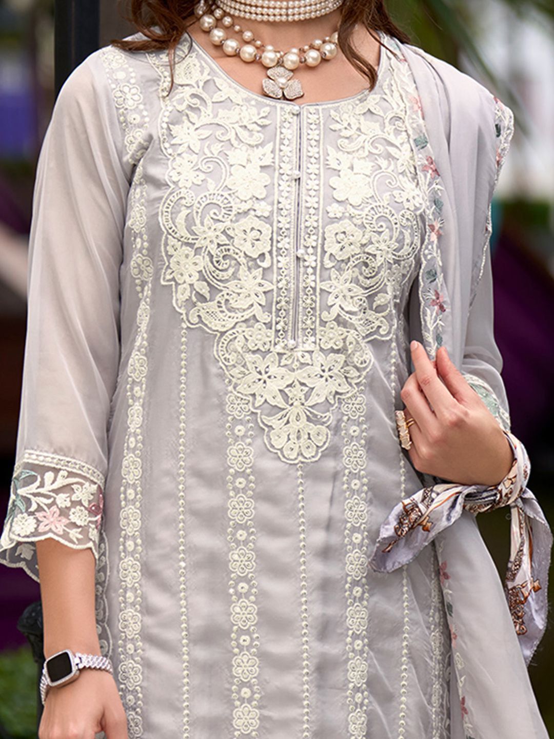 Indo Era Floral Embroidered Sequinned Straight Kurta with Trouser & Dupatta