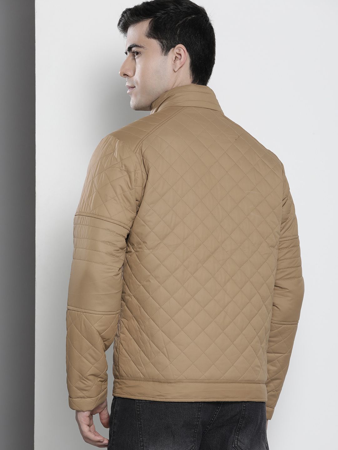 The Indian Garage Co Men Slim Fit Zip-Front Puffer Jacket with Insert Pockets