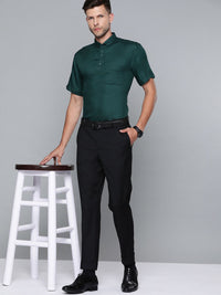 DENNISON Men Green Smart Slim Fit Polo Shirt