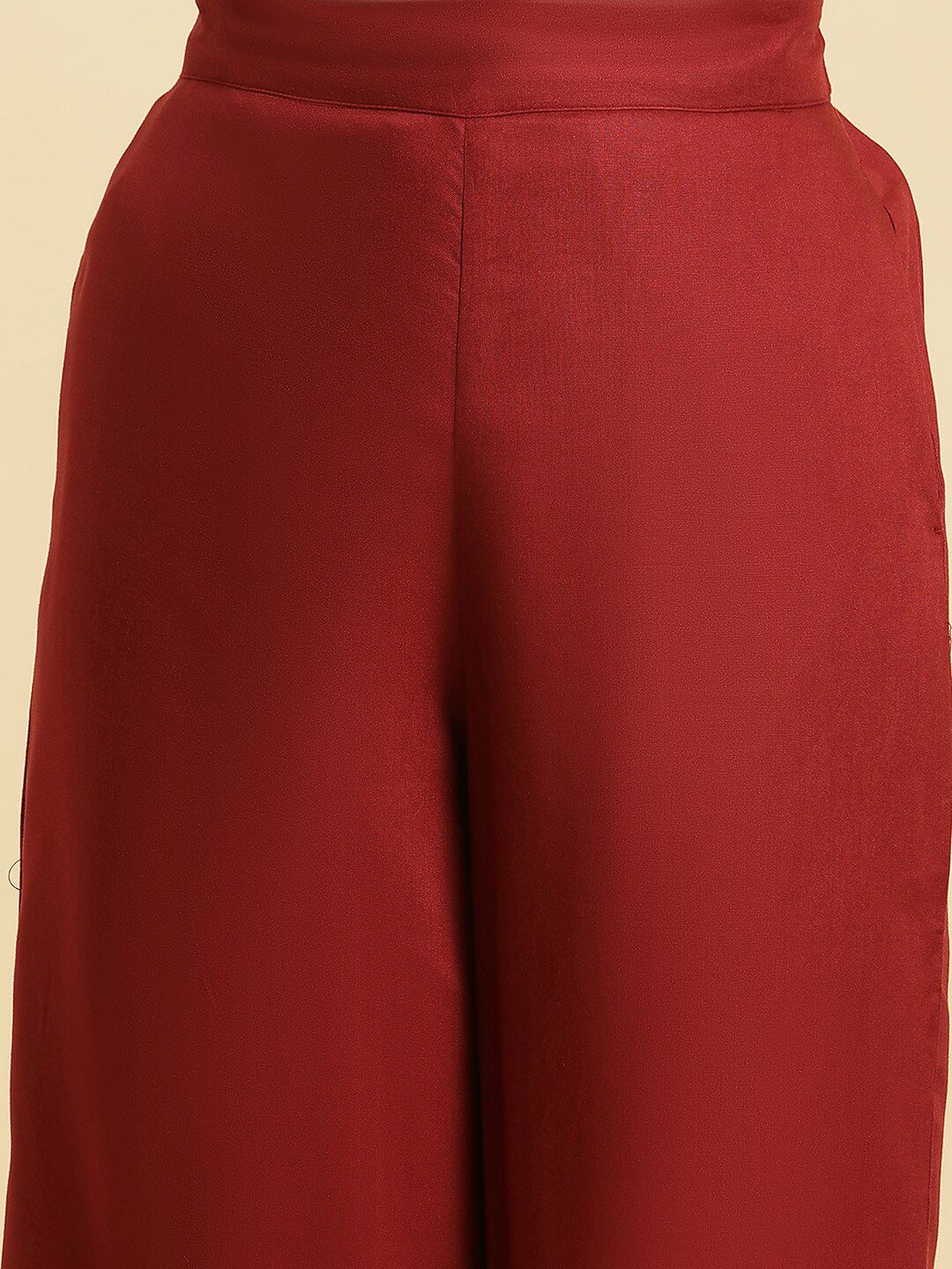 W Women Straight Fit Mid-Rise Plain Cropped Trousers