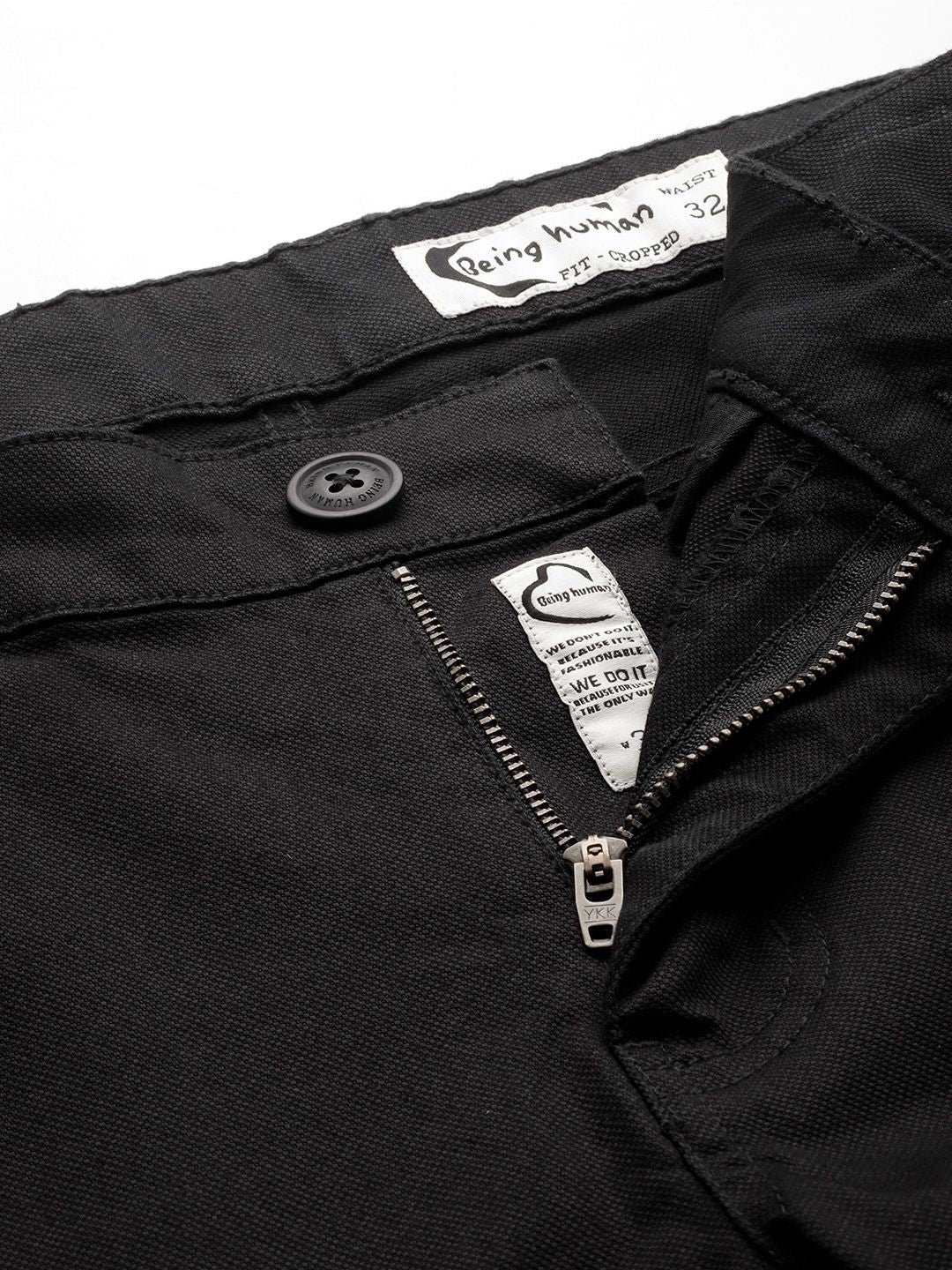Menjadi Lelaki Manusia Pepejal Mid-Rise Regular Fit Chinos