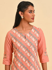 W Ethnic Motif Printed Keyhole Neck Thread Work Pure Cotton Kurta