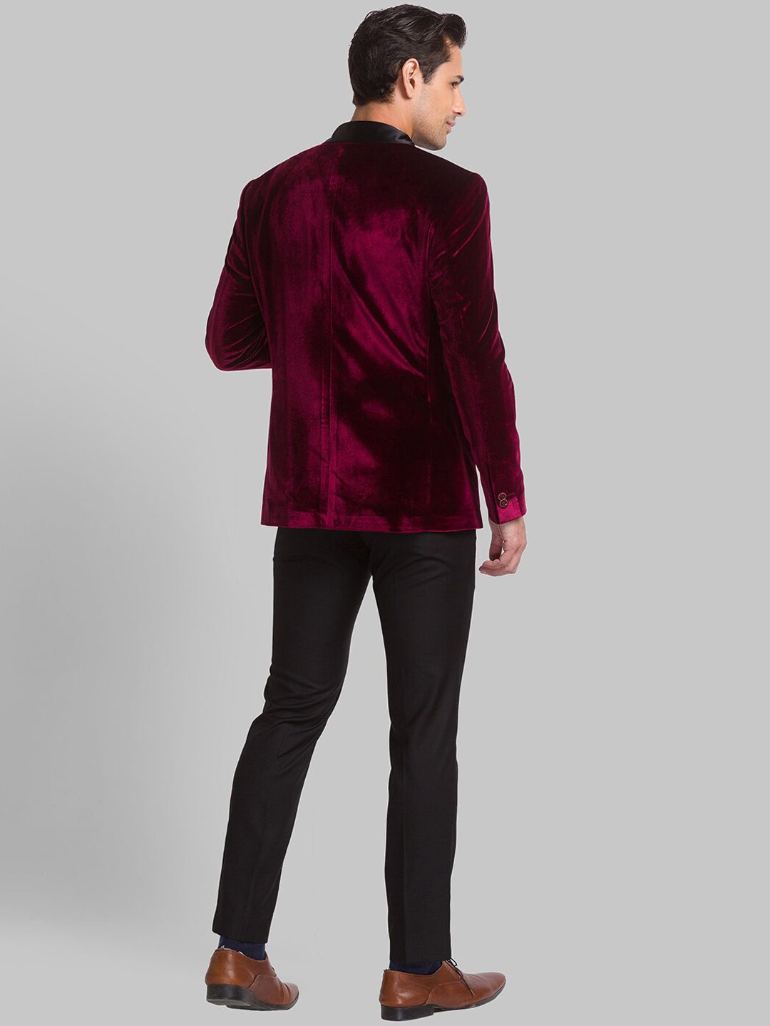 Park Avenue Men Velvet Single Breasted Dua Piece Suit