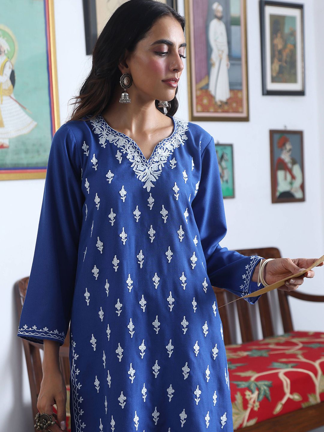 House of Chikankari Women Blue Cotton Aari Embroidered Kurta