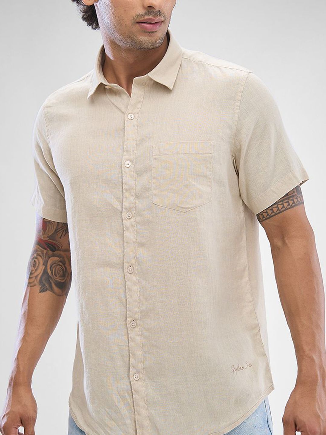 SPYKAR Men Solid Spread Collar Slim Fit Casual Shirt