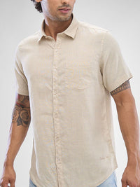 SPYKAR Men Solid Spread Collar Slim Fit Casual Shirt