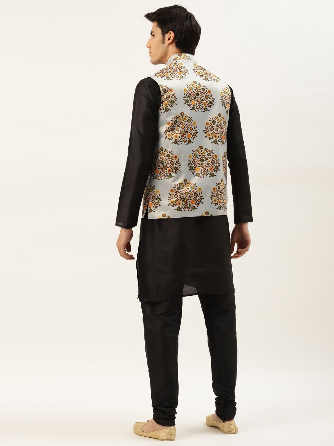SOJANYA Men Black & Grey Jacquard Woven Design Kurta with Churidar & Nehru Jacket