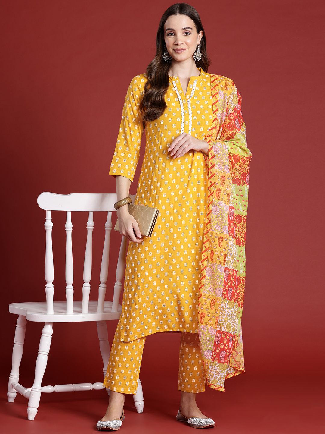 Motif etnik Anouk mencetak kurta dengan seluar & dupatta