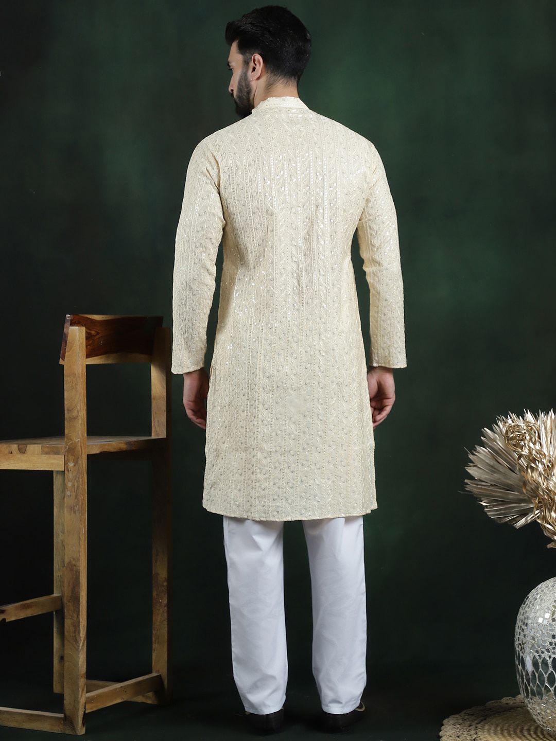 SOJANYA LUXE Floral Embroidered Regular Thread Work Kurta with Pyjamas