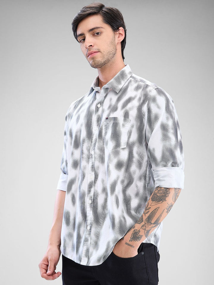 SPYKAR Men Slim Fit Opaque Abstract Printed Spread Collar Casual Shirt