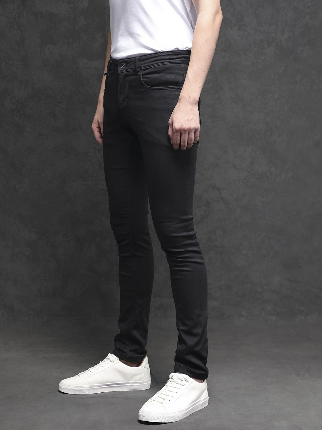 RARE RABBIT Men Radley Regular Fit Mid-Rise Cotton Jeans
