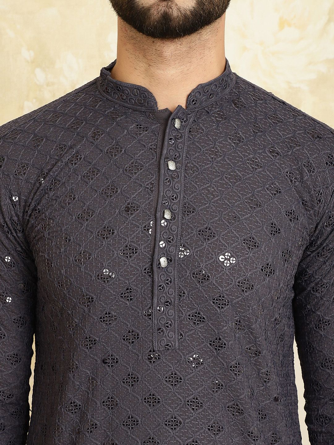 SOJANYA Men Grey Thread Work Kurta
