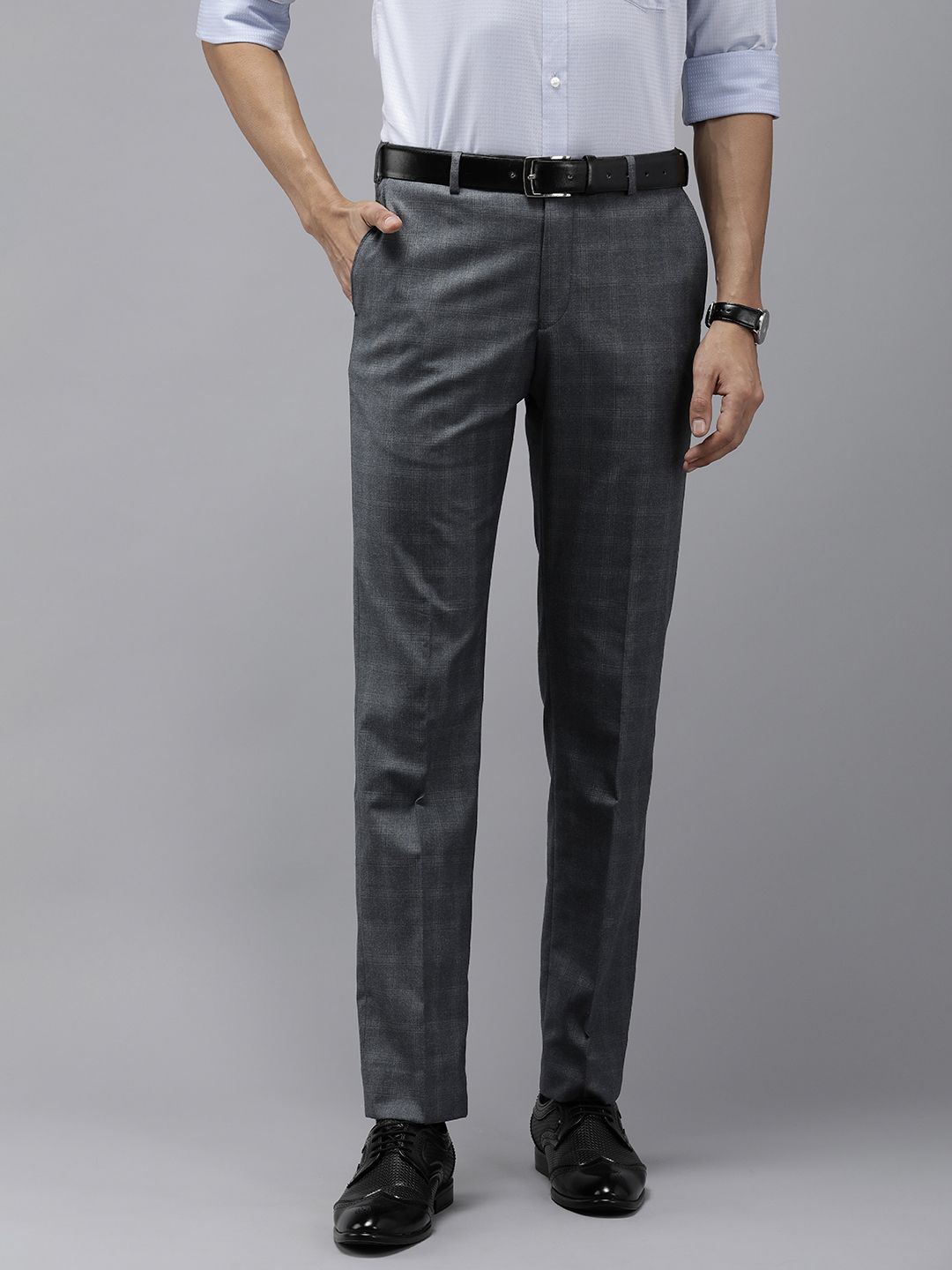 Park Avenue Men Mid-Rise Checked Smart Trousers