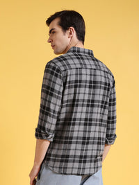 The Indian Garage Co Men Grey Slim Fit Checked Casual Shirt