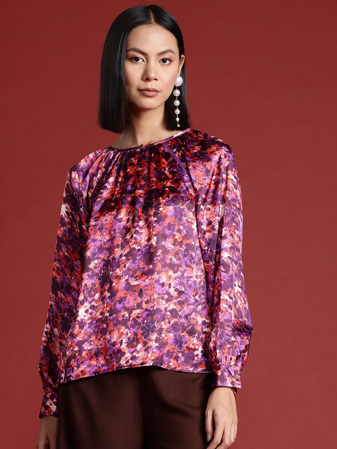 all about you Satin Finish Floral Print Keyhole Neck Top