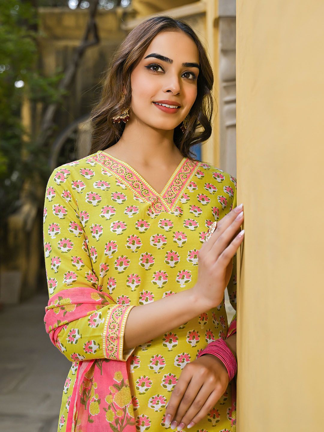 KALINI Floral Printed Straight Kurta with Trousers & Dupatta