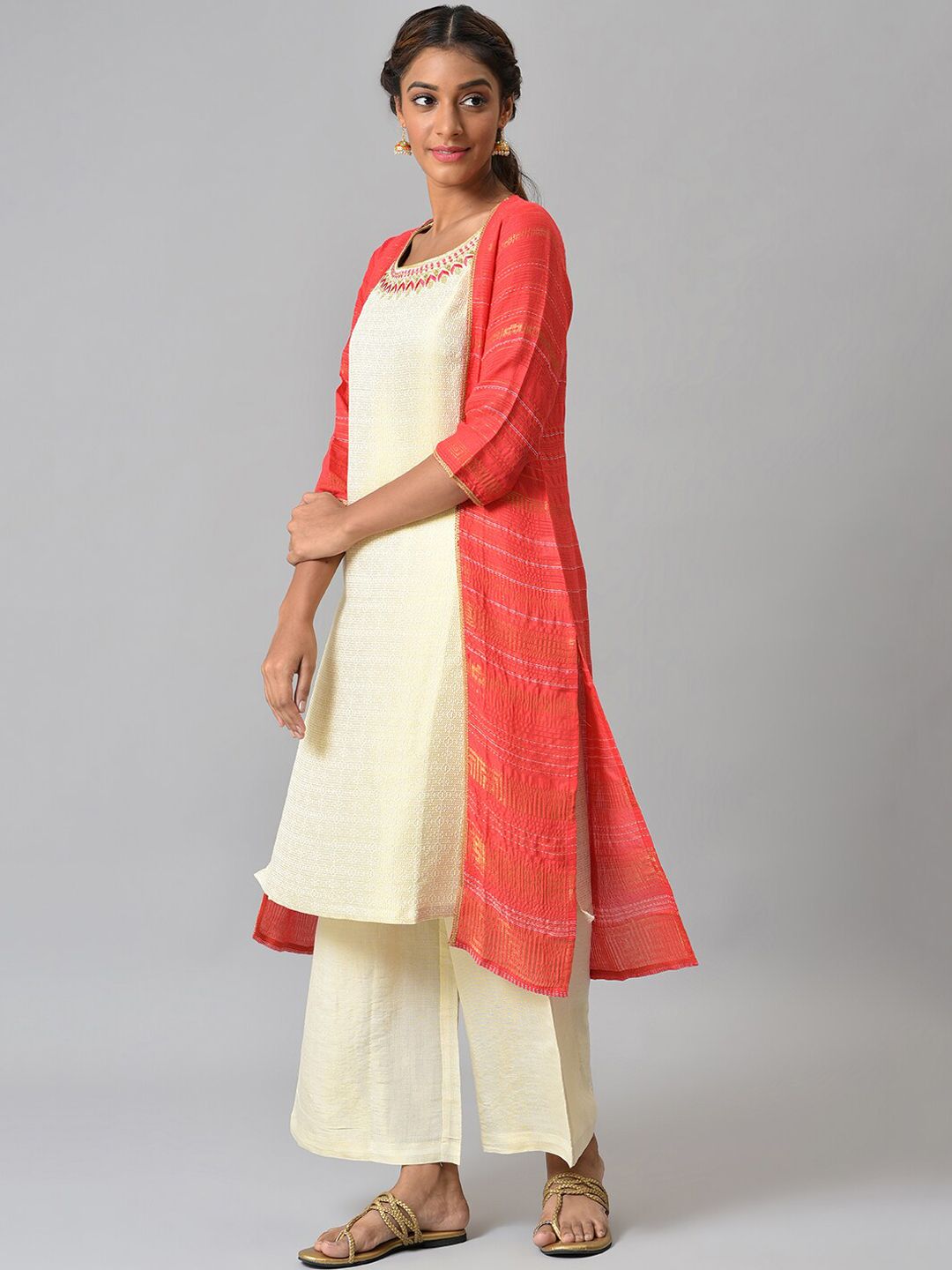 AURELIA Women Red Ethnic Motifs Layered Thread Work Kurta with Palazzos & Jacket