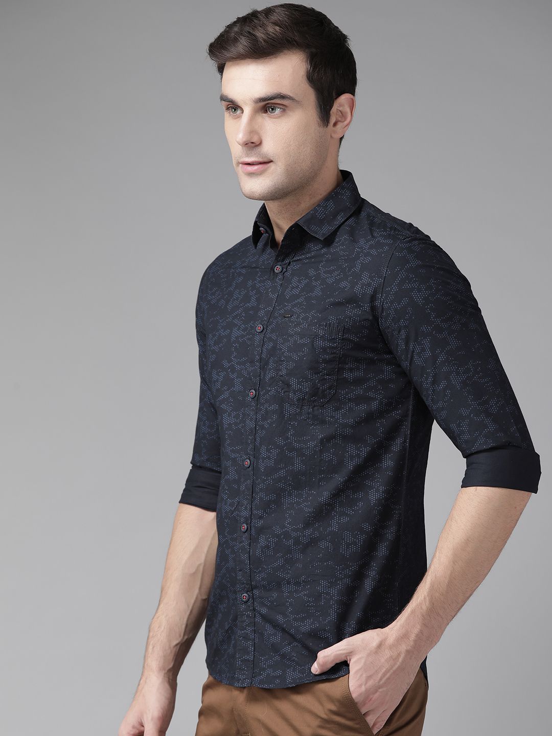 SPYKAR Men Black & Blue Slim Fit Printed Casual Shirt