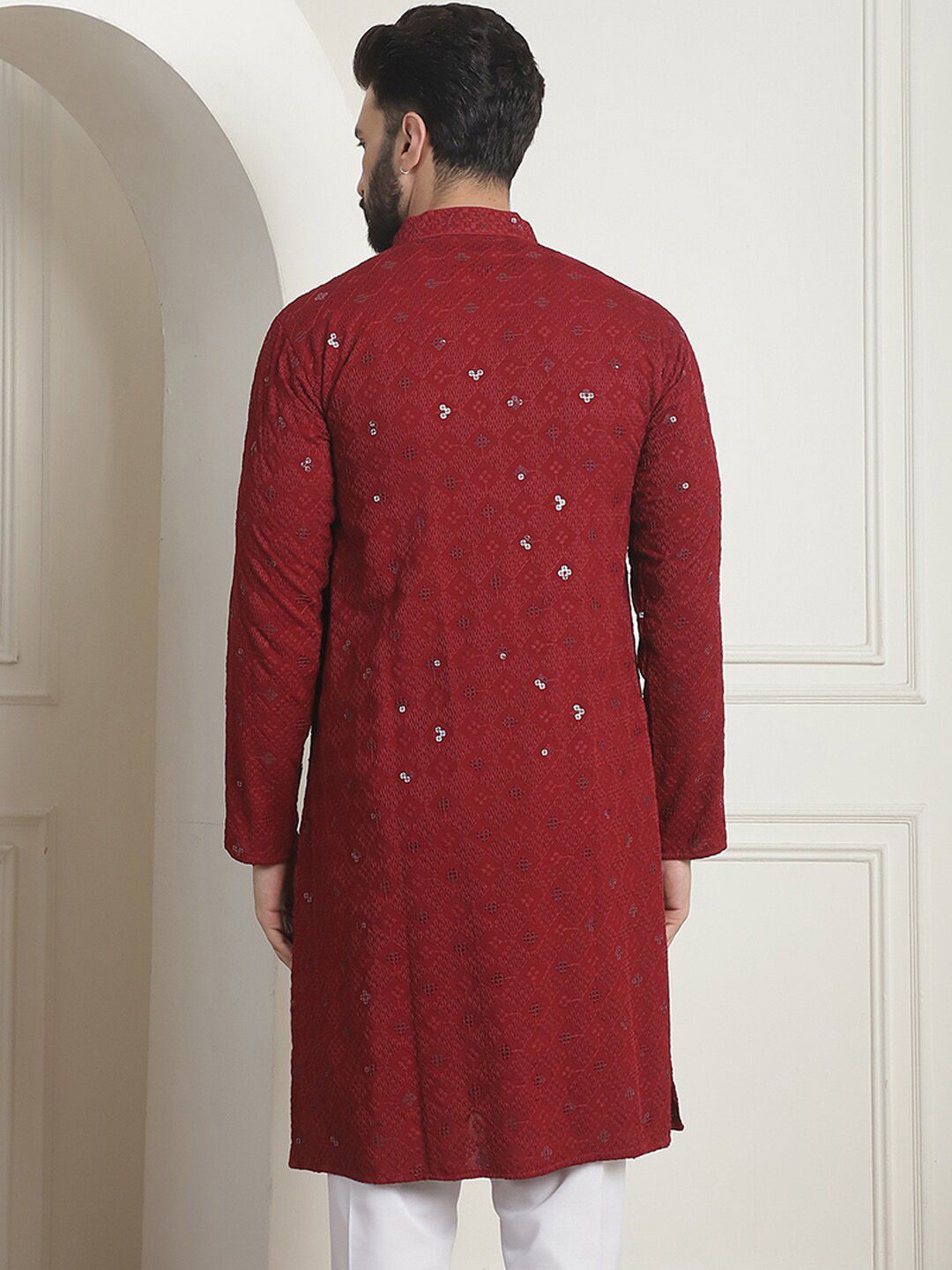 SOJANYA Geometric Mandarin Collar Long Sleeves Thread Work Cotton Kurta