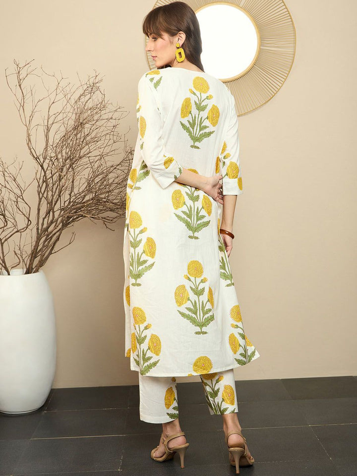 Indo Era Floral Printed Pure Cotton Straight Kurta With Trousers