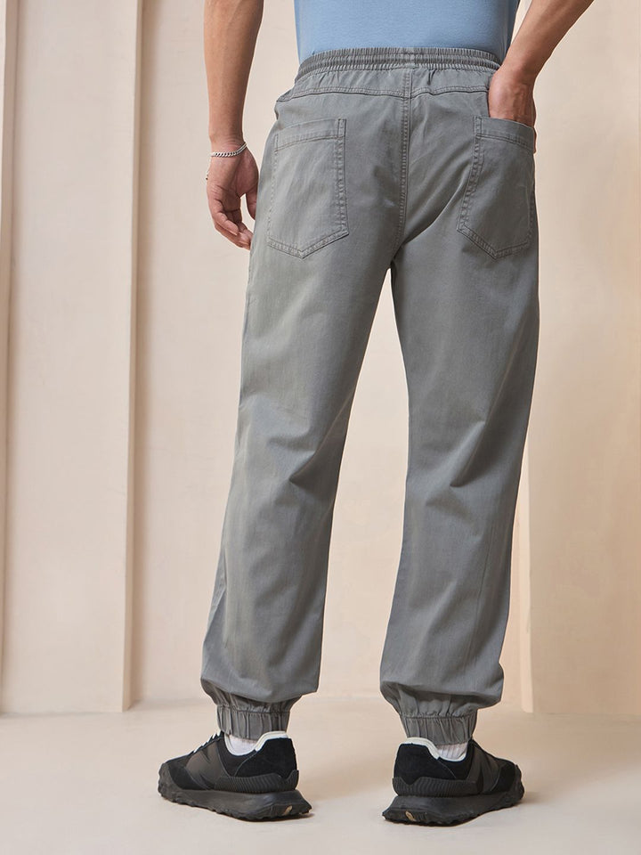 Bewakoof Men Solid Mid-Rise Joggers