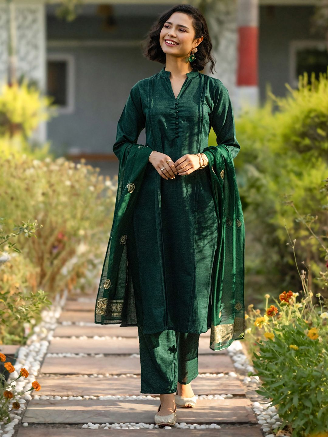 Libas Mandarin Collar Pleated Straight Kurta with Trousers & Dupatta