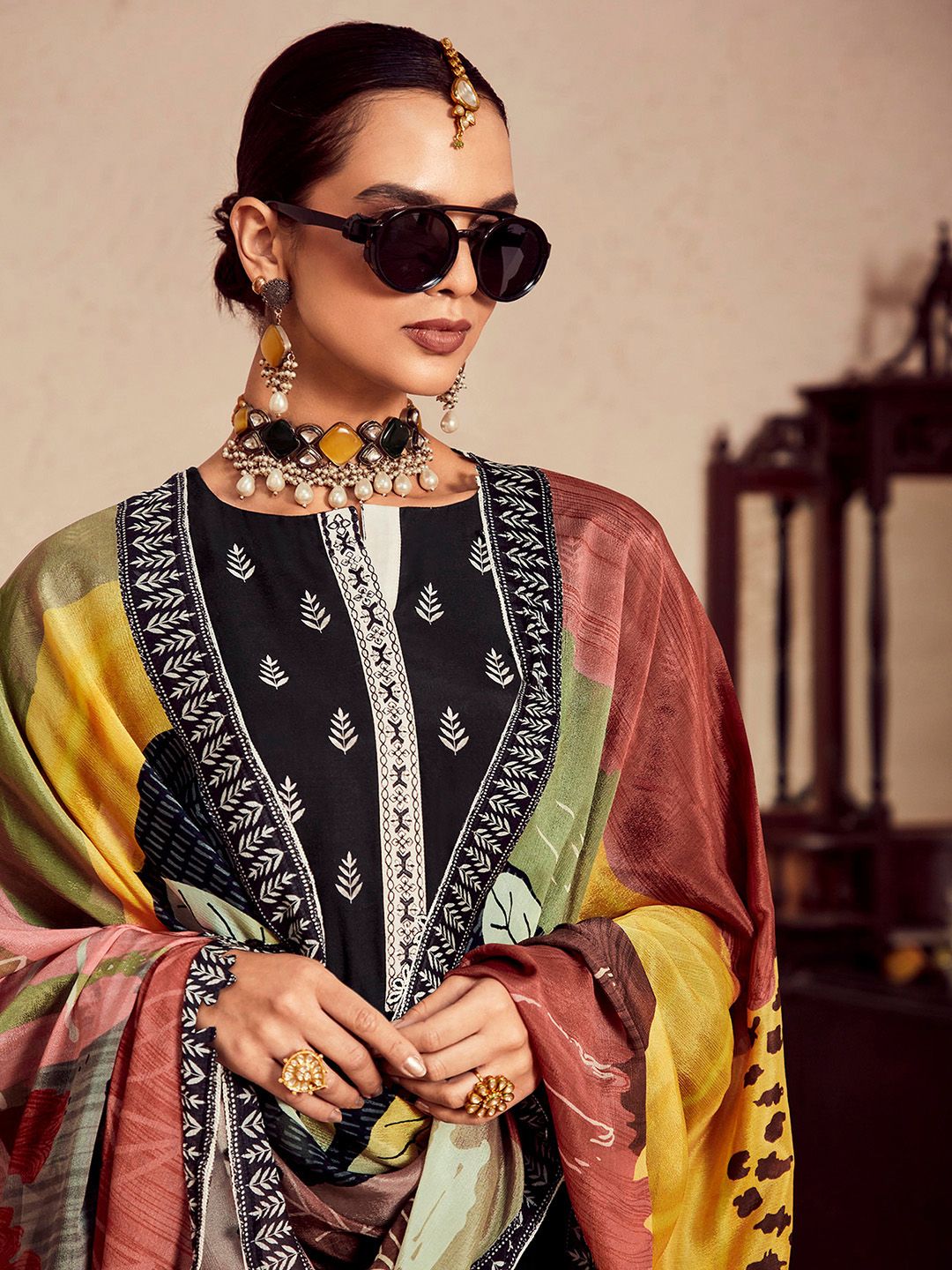Indo Era Women Floral Printed Regular Thread Work Kurta Trousers With Dupatta