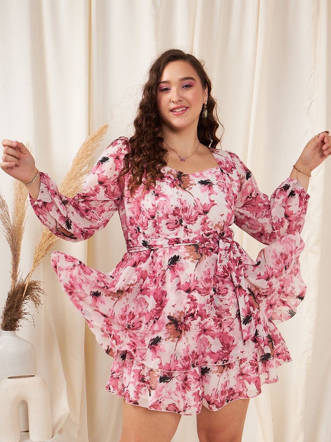 Berrylush Curve Pink & White Floral Printed Sweetheart Neck Layered Mini Playsuit