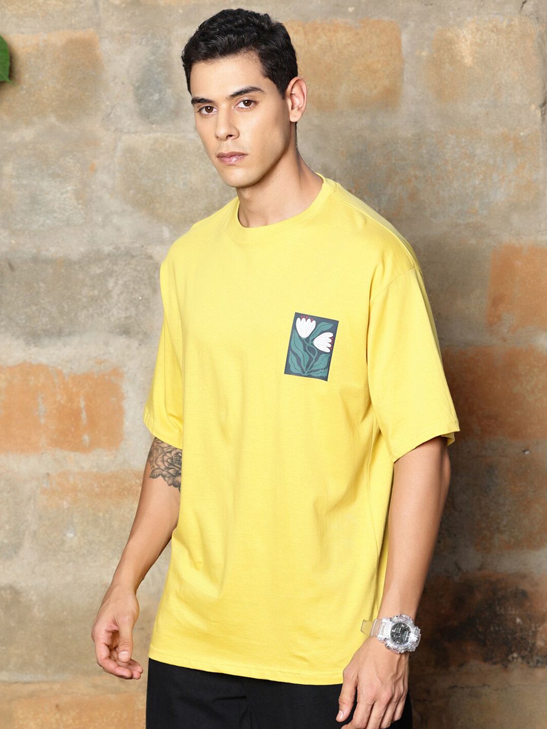 Thomas Scott Graphic Printed Drop-Shoulder Sleeves Oversized Pure Cotton T-shirt