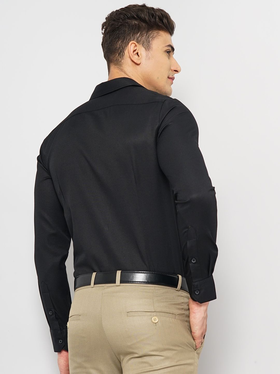 The Indian Garage Co. X Luxe Slim Fit Spread Collar Formal Shirt