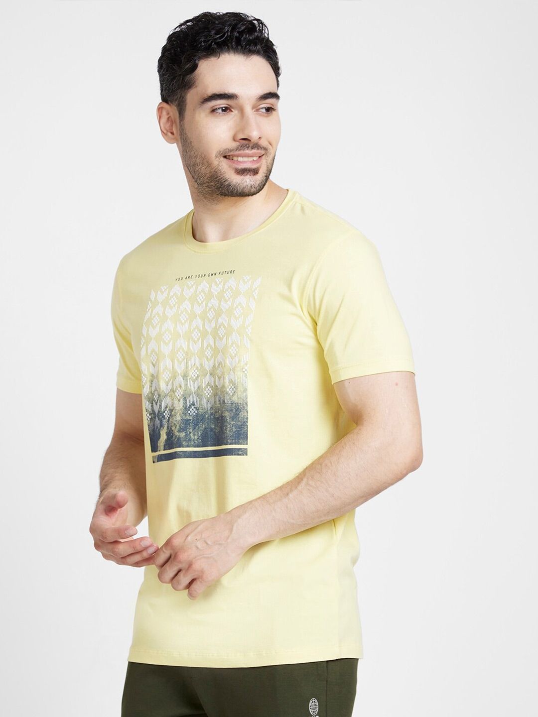 SPYKAR Geometric Printed Slim Fit Cotton T-shirt