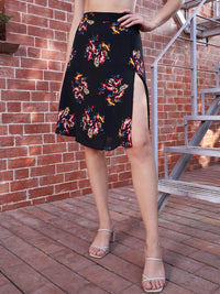 Berrylush Floral Printed Knee-Length Thigh-High Slit Skirt