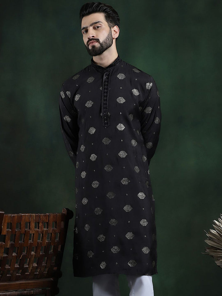 SOJANYA Ethnic Motifs Embroidered Mandarin Collar Sequinned Straight Kurta