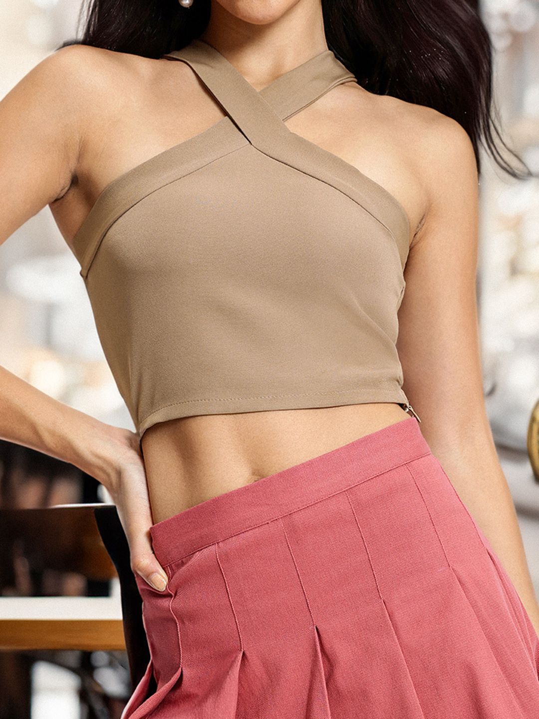 DressBerry Criss-Crossed Queen Crop Top