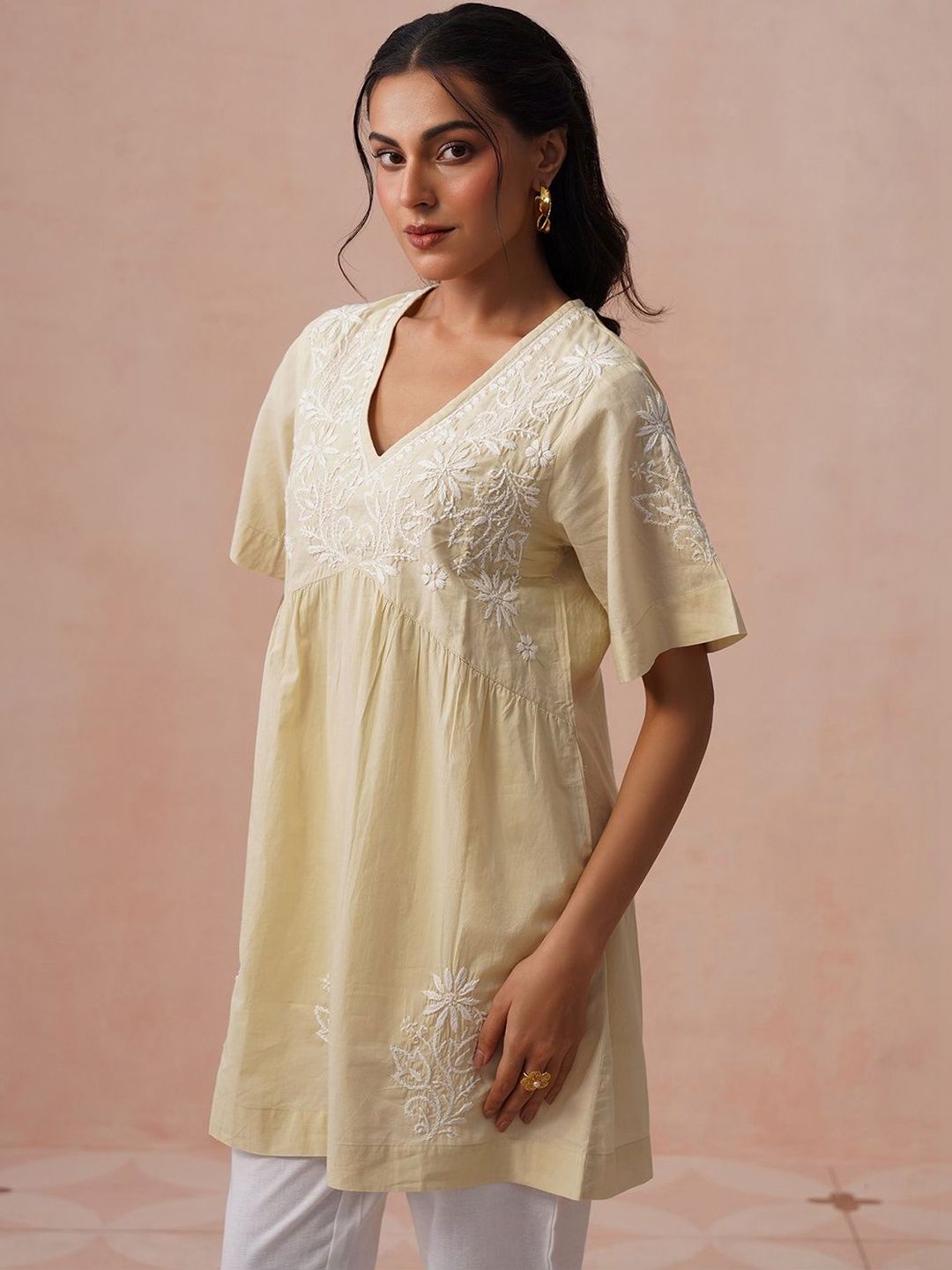 House of Chikankari Women Ethnic Motifs Embroidered Flared Sleeves Chikankari Kurta