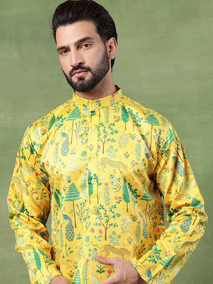 SOJANYA Men Printed Kurta