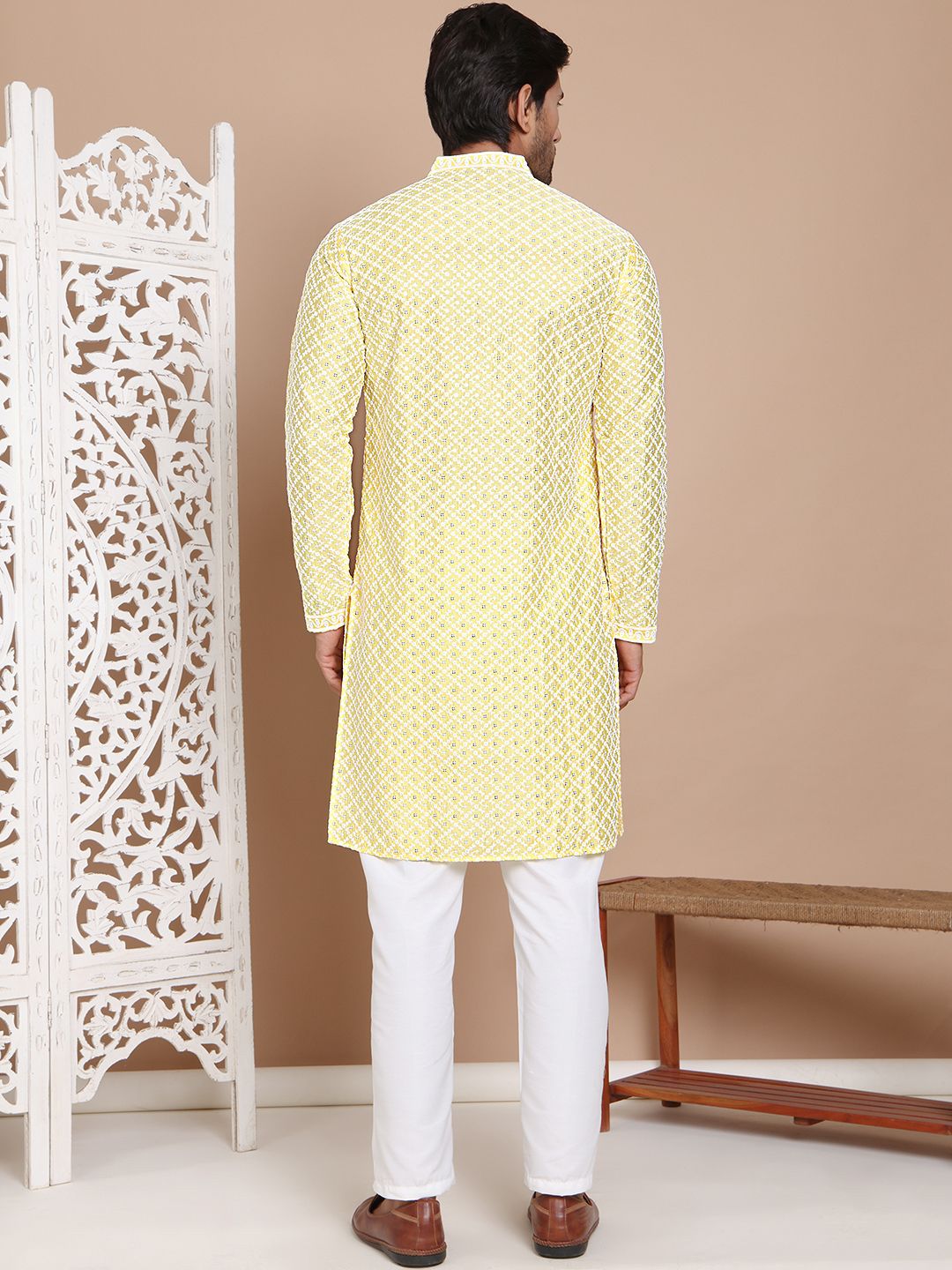 Jompers Men Embroidered Regular Sequinned Kurta with Pyjamas