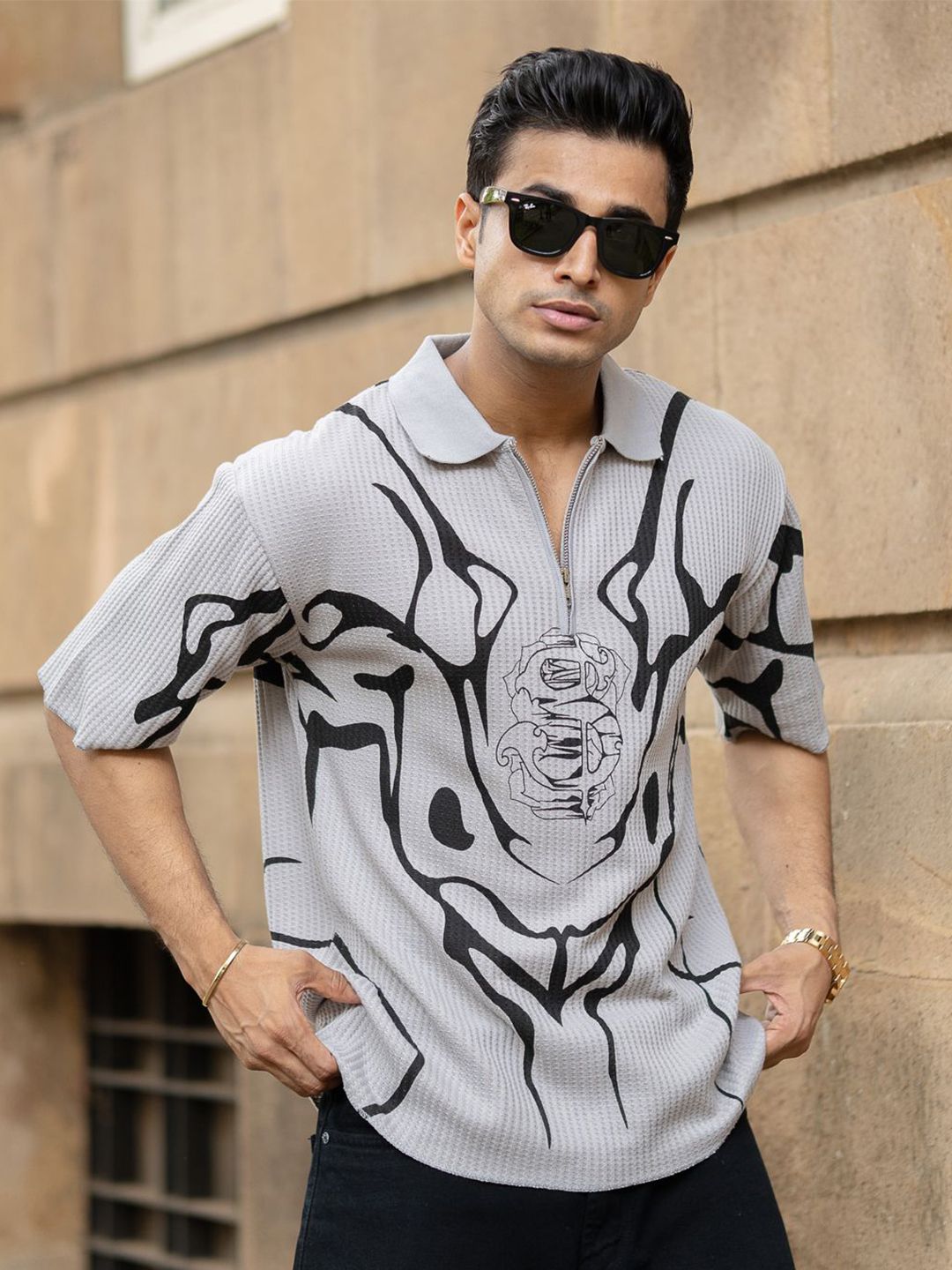 Powerlook Abstract Printed Polo Collar Drop-Shoulder Sleeves T-shirt