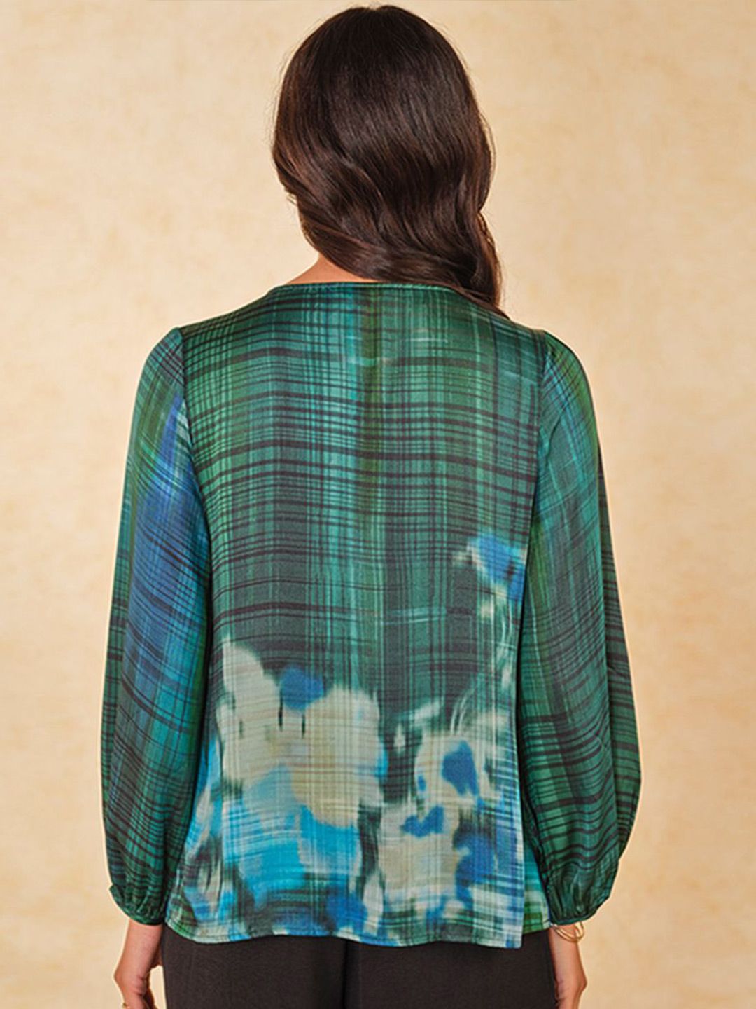 AND Women Floral Printed Keyhole Neck Top