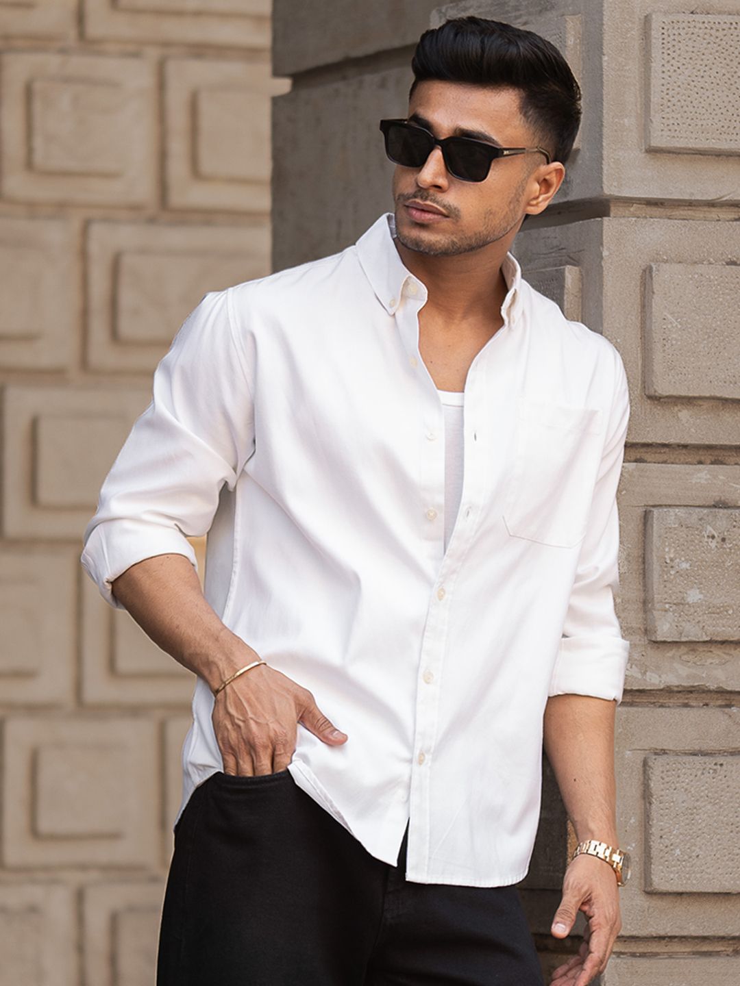 Powerlook Men Spread Collar Solid Cotton Casual Shirt