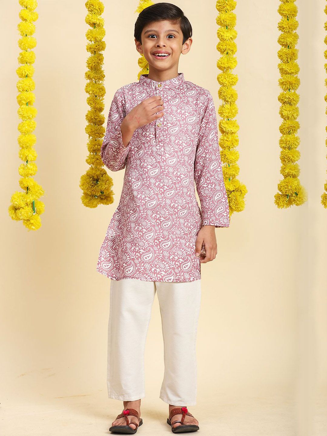Cutiekins Boys Paisley Printed Straight Cotton Kurta with Pyjamas