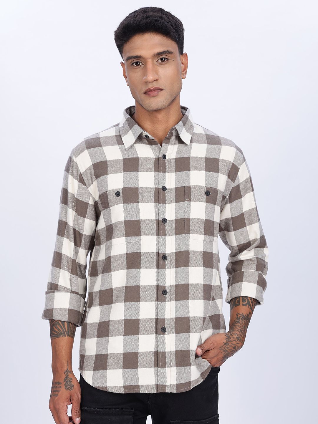 Eszett Men Buffalo Checked Spread Collar Baju Kasual