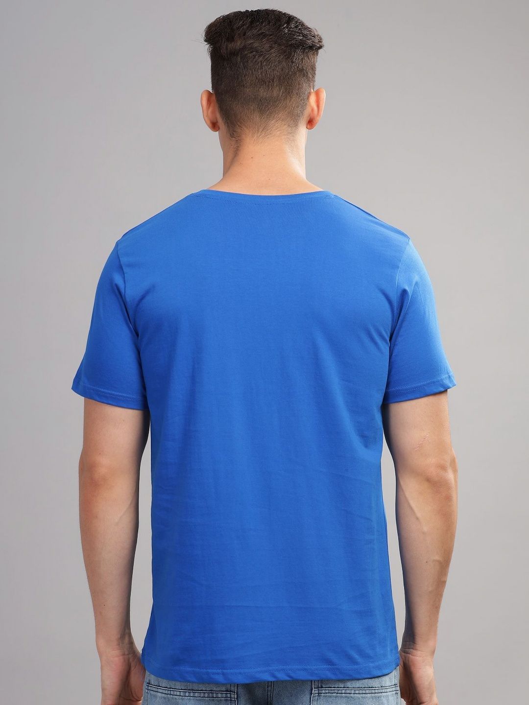ADRO Men Typography Printed Raw Edge T-shirt