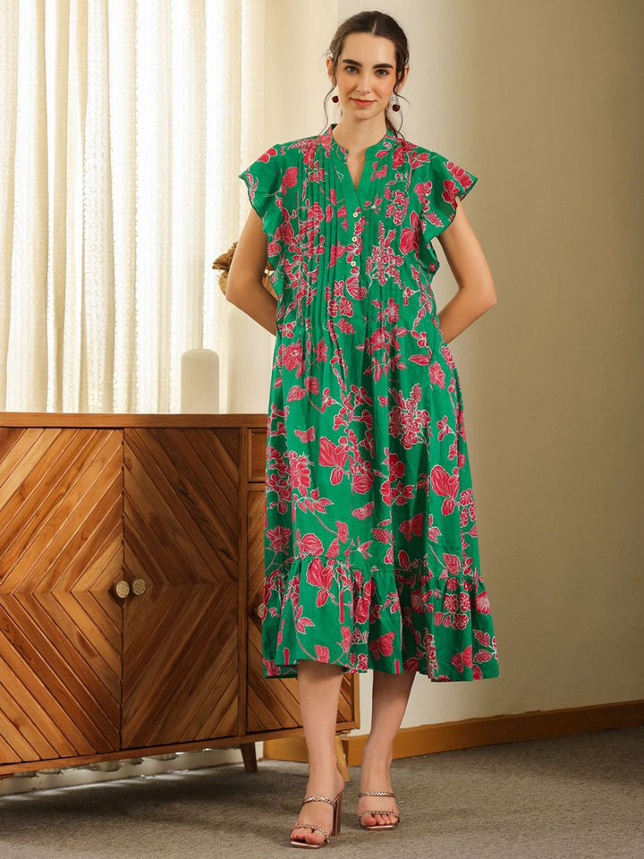 SANSKRUTIHOMES Women Green Cotton Printed V Neck Dress