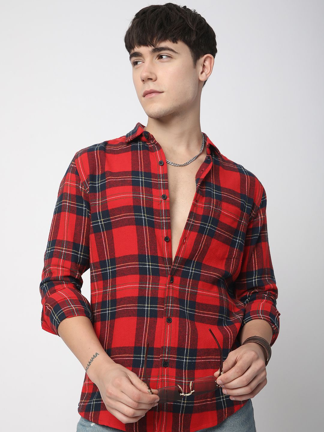 VASTRADO Men Classic Slim Fit Opaque Checked Casual Shirt