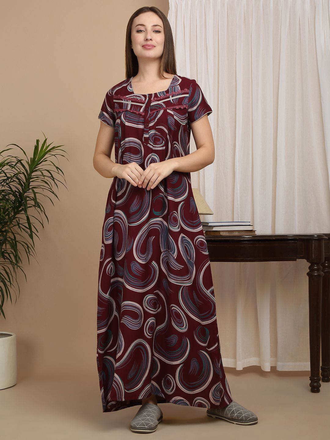Sweet Dreams Women Printed Maxi Nightdress