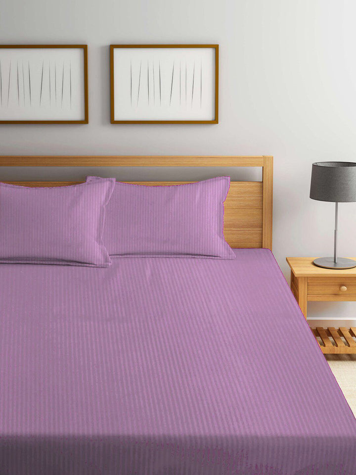KLOTTHE Berjalur Ungu 300 TC Double King Dilengkapi Cadar Dengan 2 Sarung Bantal