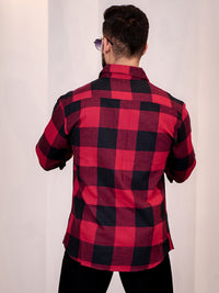 Eszett Men Buffalo Checked Spread Collar Baju Kasual